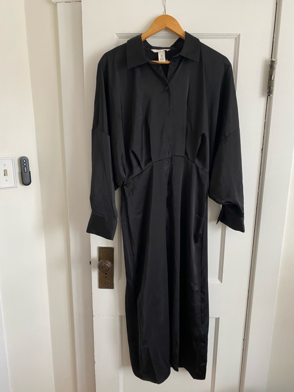 H&M Black Long-Sleeve Button-Up Dress